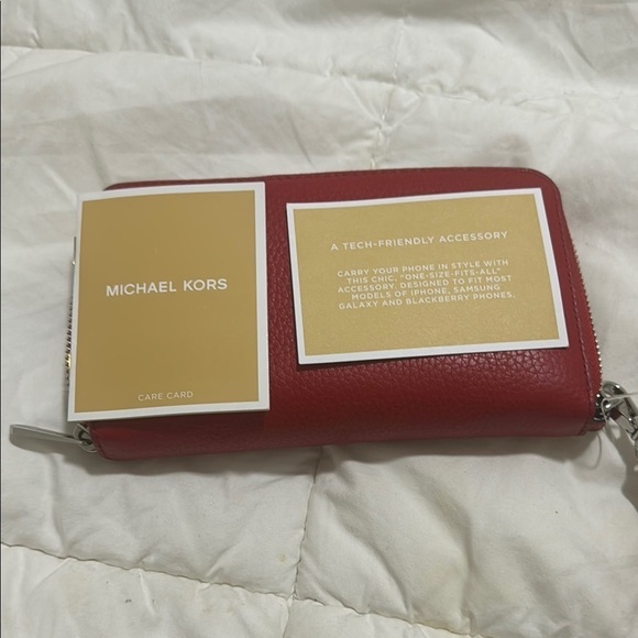Michael Kors Red Leather Wallet - Picture 4 of 7